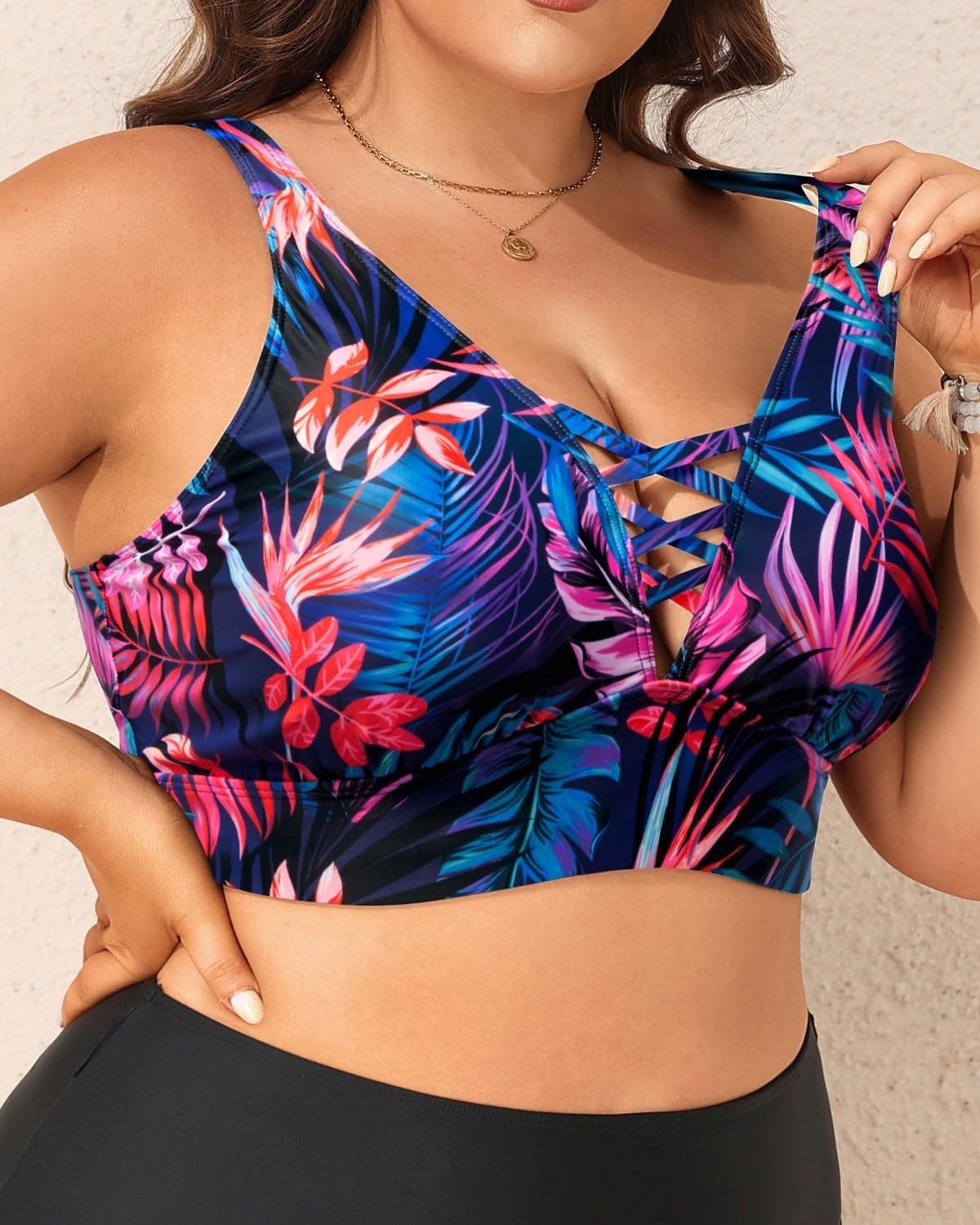Plus Size Bikini Top Only – Women Swim Bra Lace Up Swimsuit Top V Neck Bathing Suit Tops for Large Bust Swimwear 2025(Colorful Leaves)